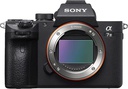 كاميرا ديجيتال بلا مرآه مع عدسه مقاس 28-70 ملم f/3.5-5.6 OSS // ألفا a7 ( سوني ) 